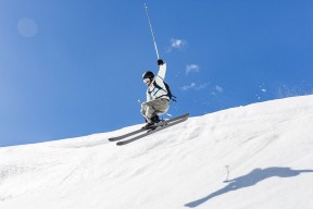 九游博彩-意甲快速反击：瞬间突破，道场精彩！，意甲高能7秒