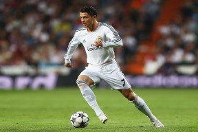 九游app官网下载-中国足球国家队推进数据分析与教练配合机制，国家足球队教练有哪些