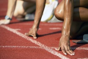 中国九游体育-勇士在第四节突然爆发，库里连续投中几记关键远三，带领球队逆转战局！