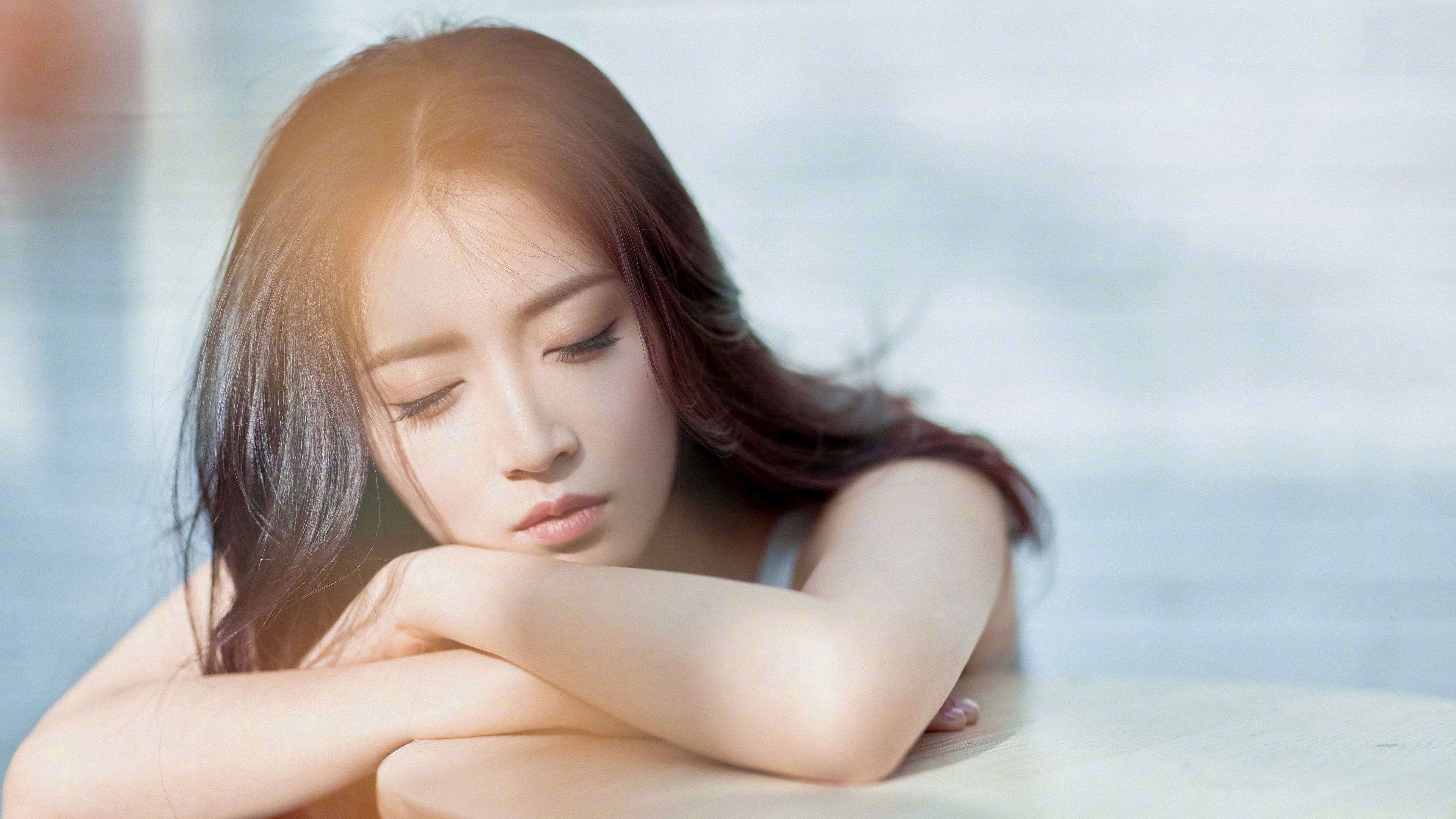 勇士在第四节突然爆发，库里连续投中几记关键远三，带领球队逆转战局！